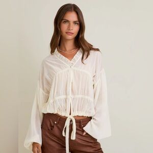 Le Lis Cream Blouse with Tie Detail